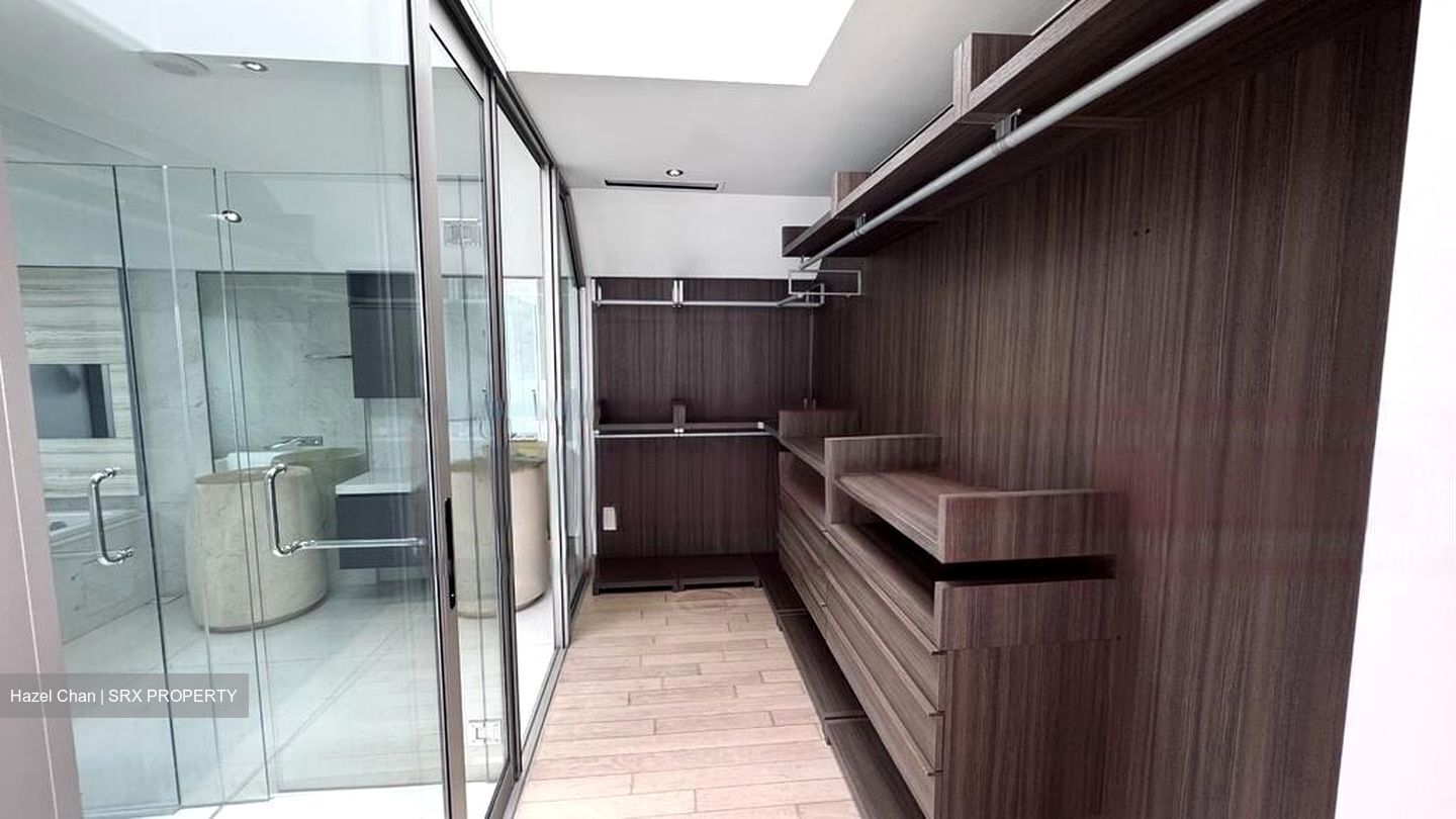 Stevens Road (D10), Terrace #464307061